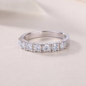 925 sterling silver moissanite ring